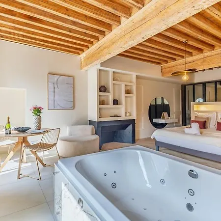 Pure Haven - Luxury - Old