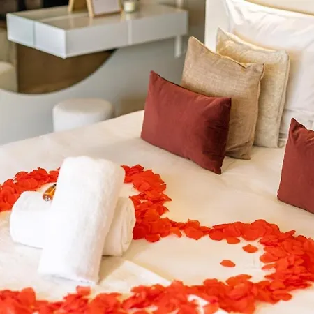 Pure Haven - Luxury - Old